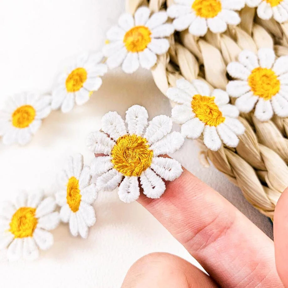 2 Yards White Daisy Flower Lace Fabric Applique Sewing Triming for Clothing Decoration 2.5cm Wide