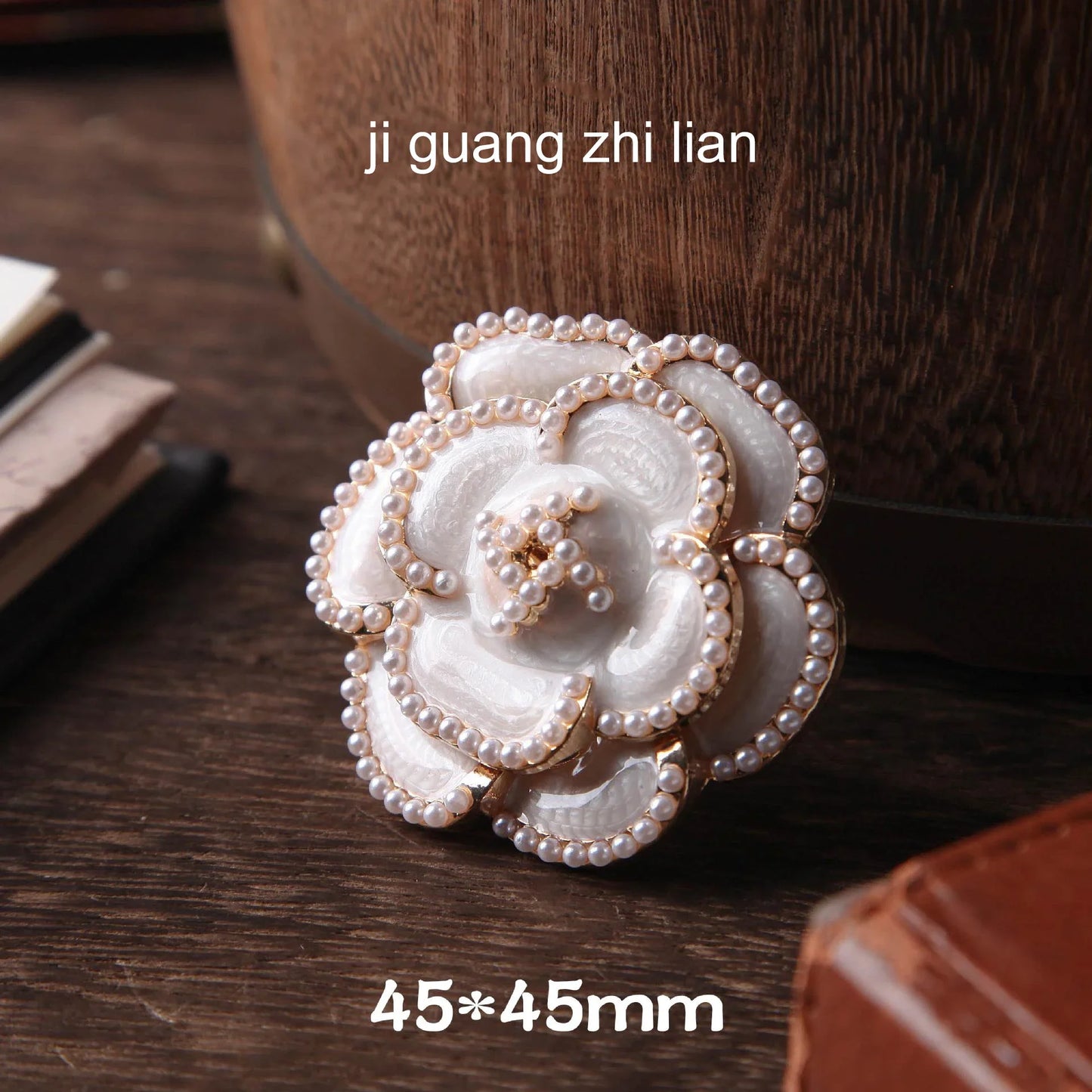 JIANWU Camellia Beauty Series Vintage Pearl Flower Landscaping Material Metal Clip Creative DIY Journal Stationery