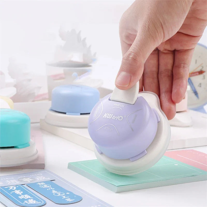 JIANWU Multifunctional Four-in-one Corner Rounder Material Collage Cutting Tool Creative DIY Journal Student Supplies Stationery