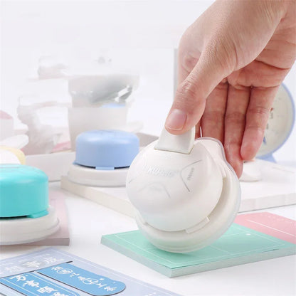 JIANWU Multifunctional Four-in-one Corner Rounder Material Collage Cutting Tool Creative DIY Journal Student Supplies Stationery
