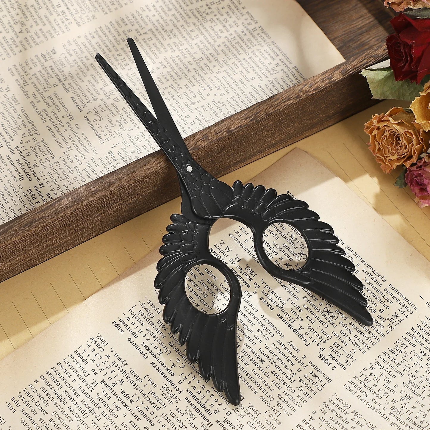 JIANWU  Vintage Crane Stainless Steel Scissors Cutting Tools Creative DIY Student Supplies Stationery