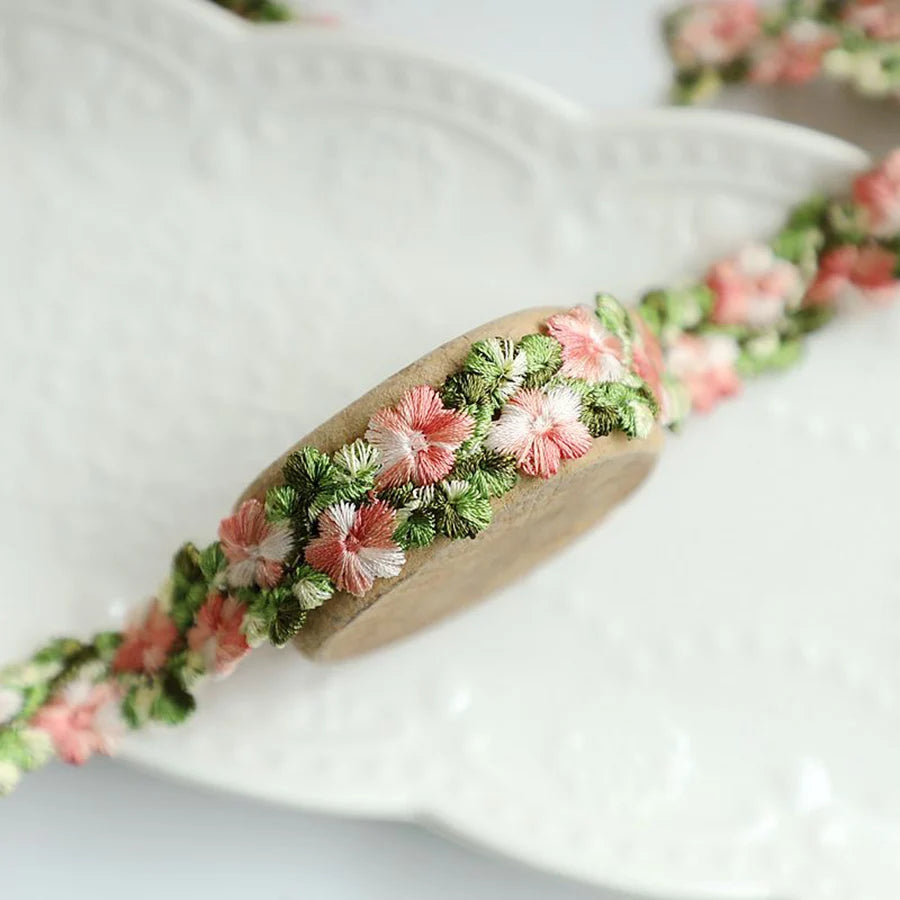 1Yard Pink Green Lace Trim Craft Flower Lace Fabric Venise Floral Embroidered Applique Decorated Lace Ribbon 2CM Wide