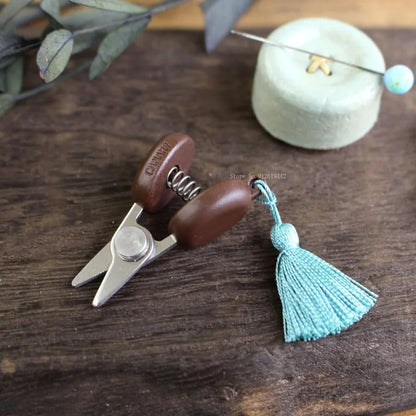 Cute Small Scissors Leather Product Thread Cutting Tool DIY Handwork Making Leather Goods Fabric Embroidery Portable Scissors