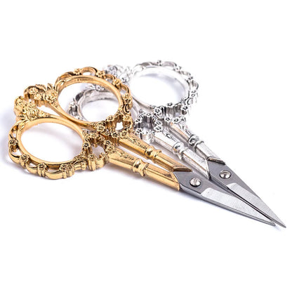 4.67Inch Embroidery Sewing Scissor Retro-style Stainless Steel Peacock Needlework Sewing Scissors for Paper Fabric Cutting Craft
